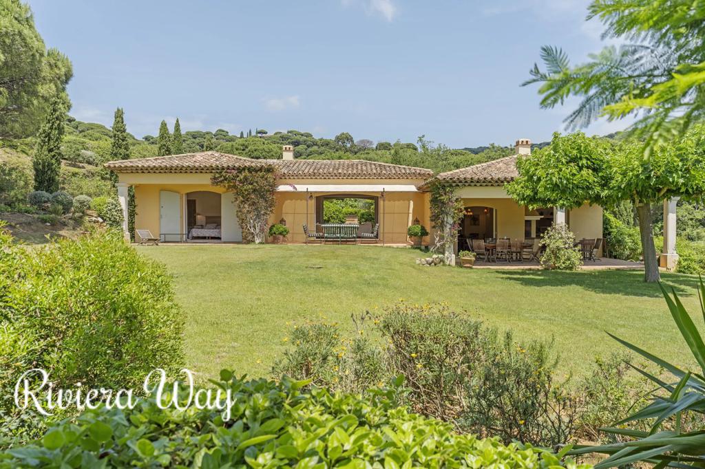 8 room villa in La Croix-Valmer, photo #10, listing #103229952