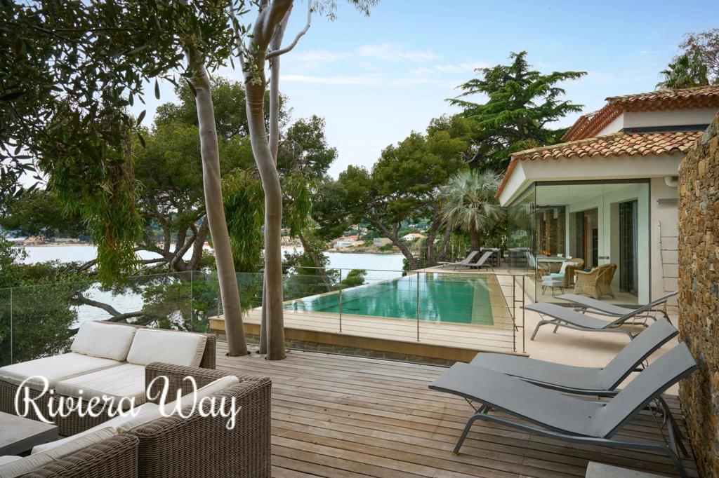 7 room villa in Le Lavandou, photo #4, listing #103109706