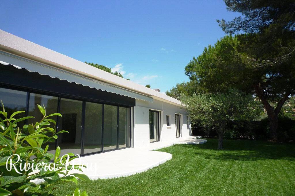 5 room villa in Mougins, photo #7, listing #107178120
