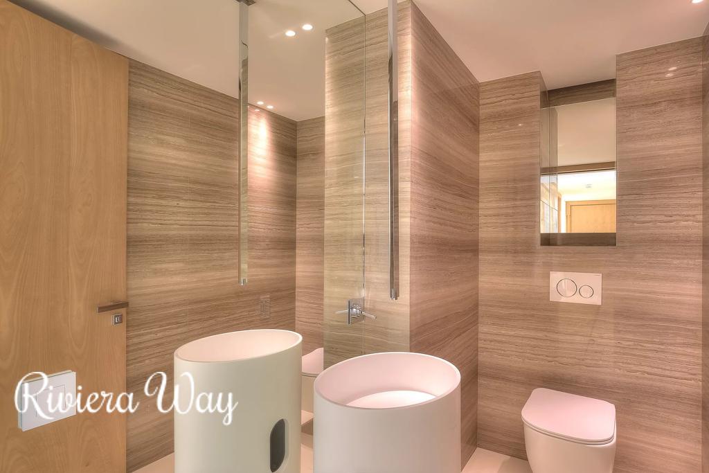 4 room apartment in Boulevard de la Croisette, photo #7, listing #78860418