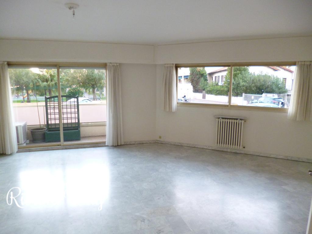 Apartment in Cannes, 83 m², photo #3, listing #80939964