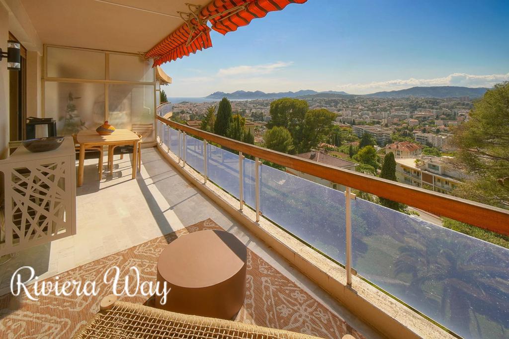 3 room apartment in Le Cannet, photo #3, listing #103135158