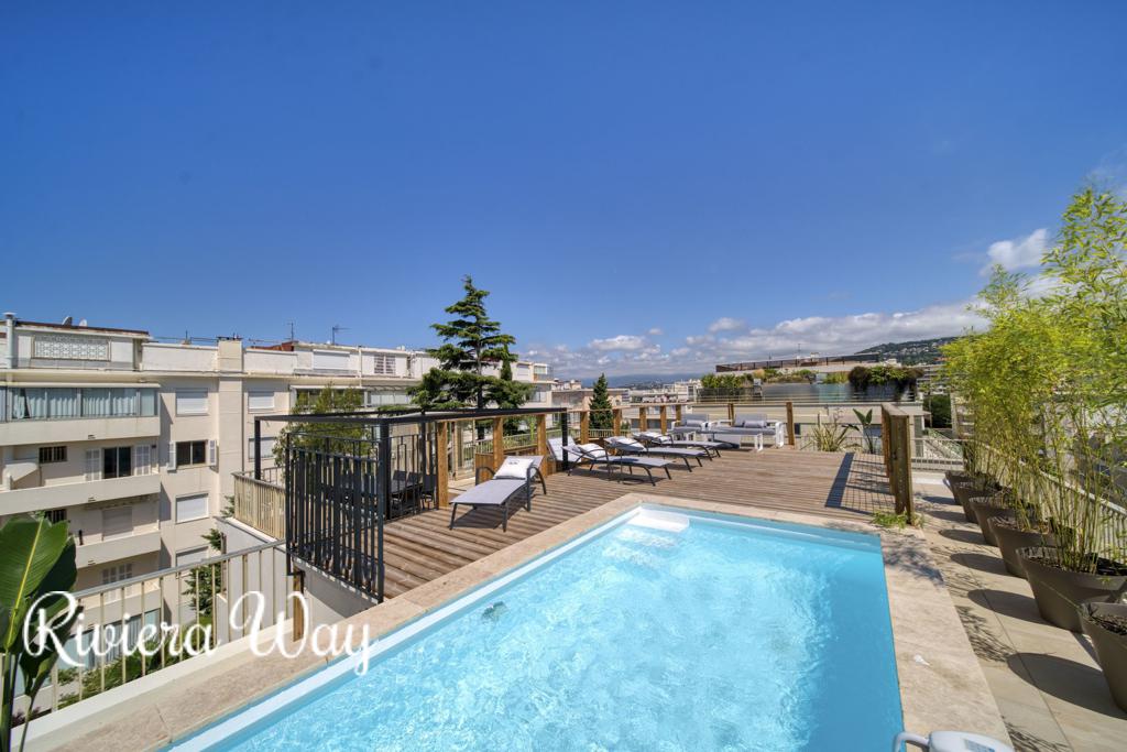 4 room apartment in Cannes, photo #8, listing #83427918