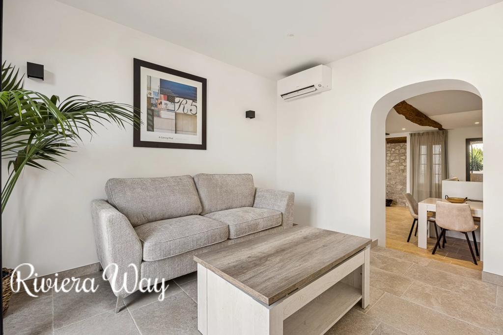 4 room apartment in Antibes, photo #6, listing #106990464