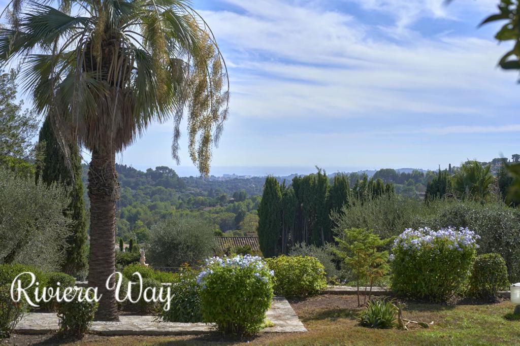 Villa in Mougins, photo #9, listing #107295972