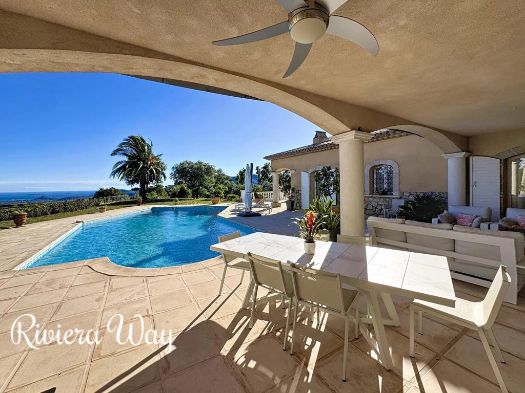 8 room villa in Les Adrets-de-l'Estérel, photo #7, listing #104909112