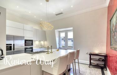 5 room apartment in Menton