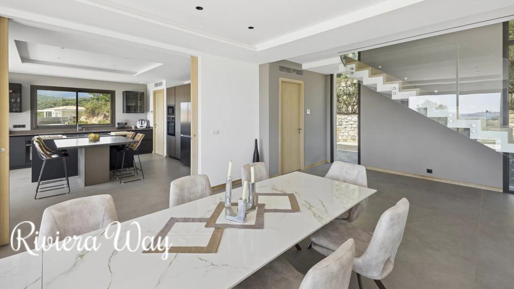 8 room villa in Roquefort-les-Pins, photo #7, listing #106748880