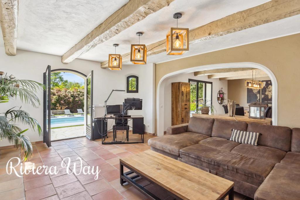 5 room villa in Chateauneuf-Grasse, photo #3, listing #100225650