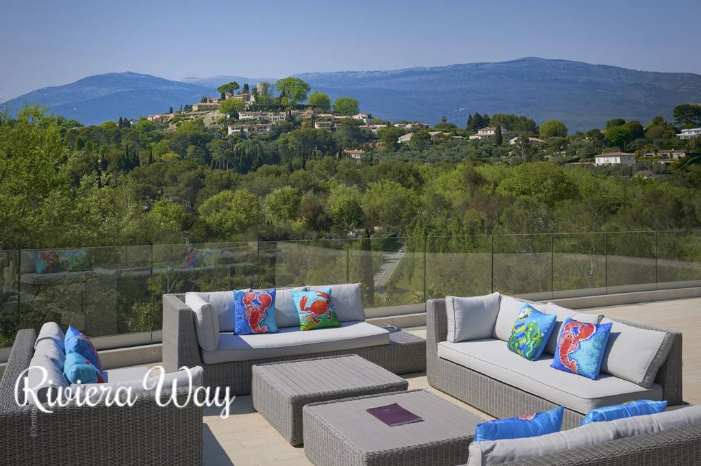 10 room villa in Muan-Sarthe, photo #3, listing #82412274