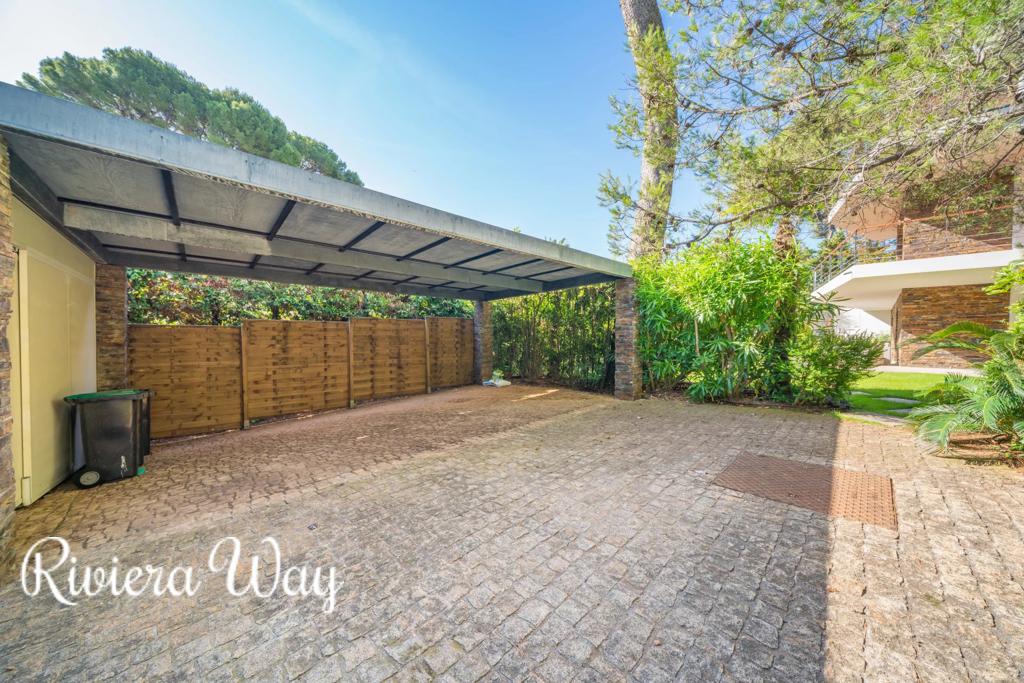6 room villa in Cap d'Antibes, photo #9, listing #103228986
