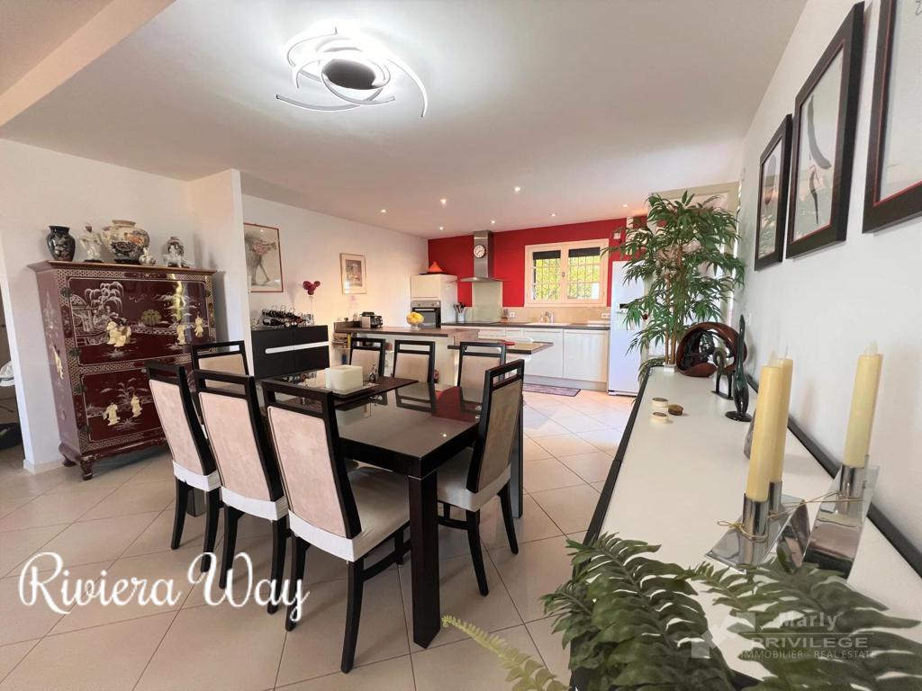 6 room villa in Golf Juan, photo #3, listing #91669074