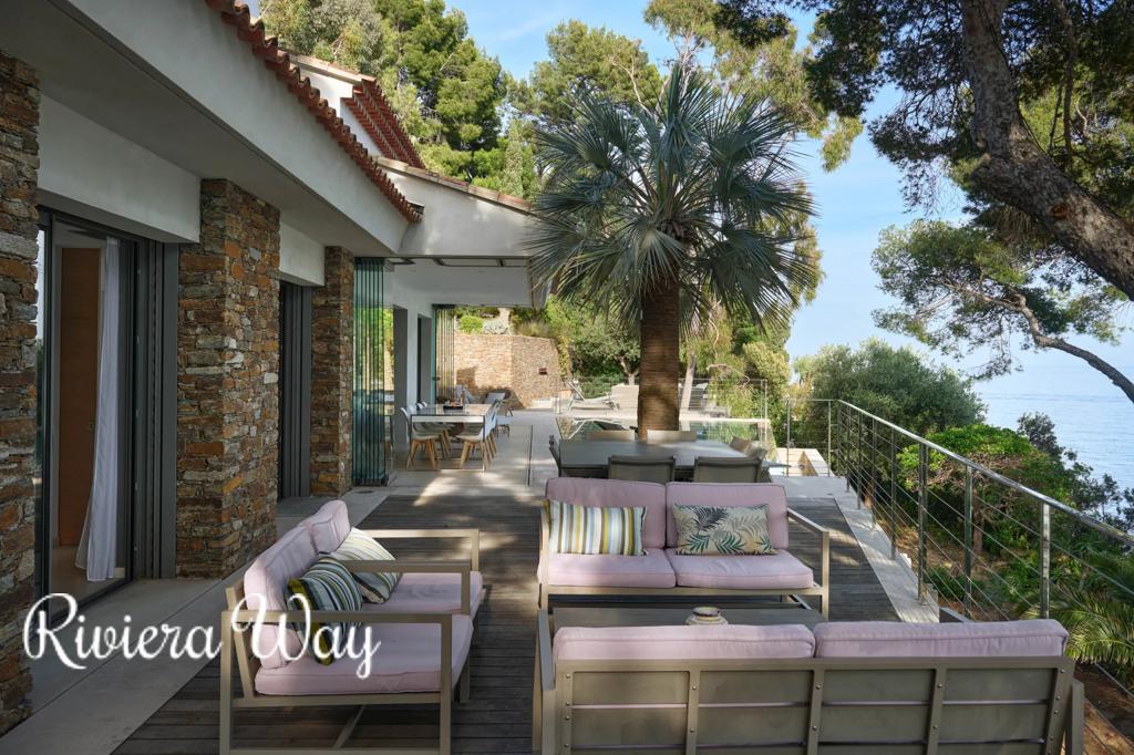 7 room villa in Le Lavandou, photo #4, listing #103109706