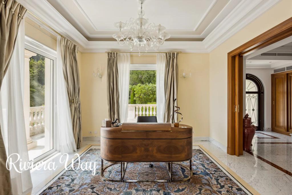 6 room villa in Villefranche-sur-Mer, photo #1, listing #78805944