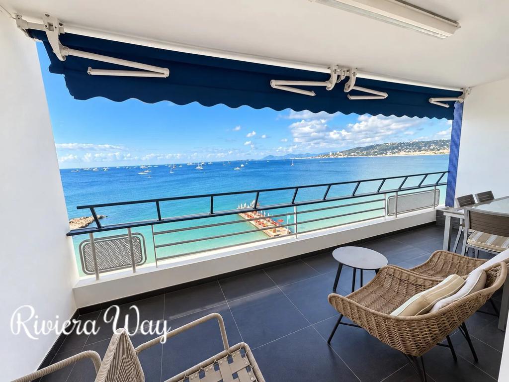 3 room apartment in Juan-les-Pins, photo #2, listing #83212584