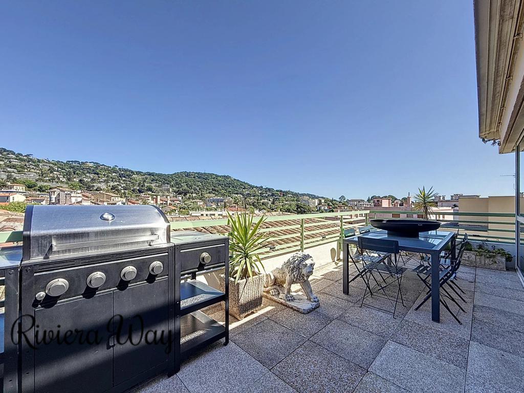 5 room apartment in Le Cannet, photo #5, listing #102973500