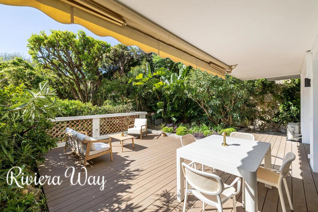 4 room apartment in Californie - Pezou, photo #2, listing #106236312