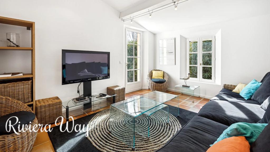 6 room villa in Fayence, photo #6, listing #105660702