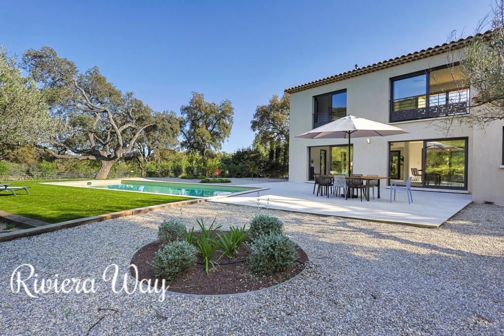 6 room villa in Le Plan-de-la-Tour, photo #3, listing #104480208