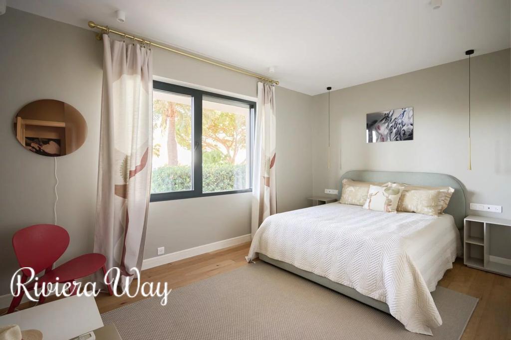 8 room villa in Californie - Pezou, photo #2, listing #102956742
