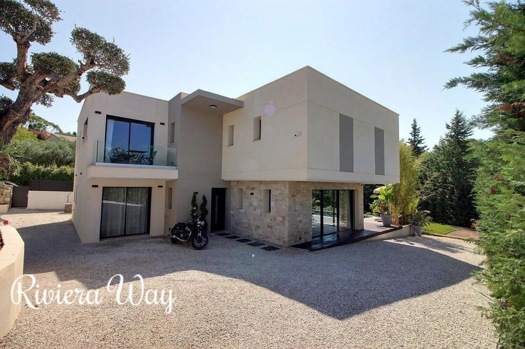 8 room villa in Mougins, photo #8, listing #101508708