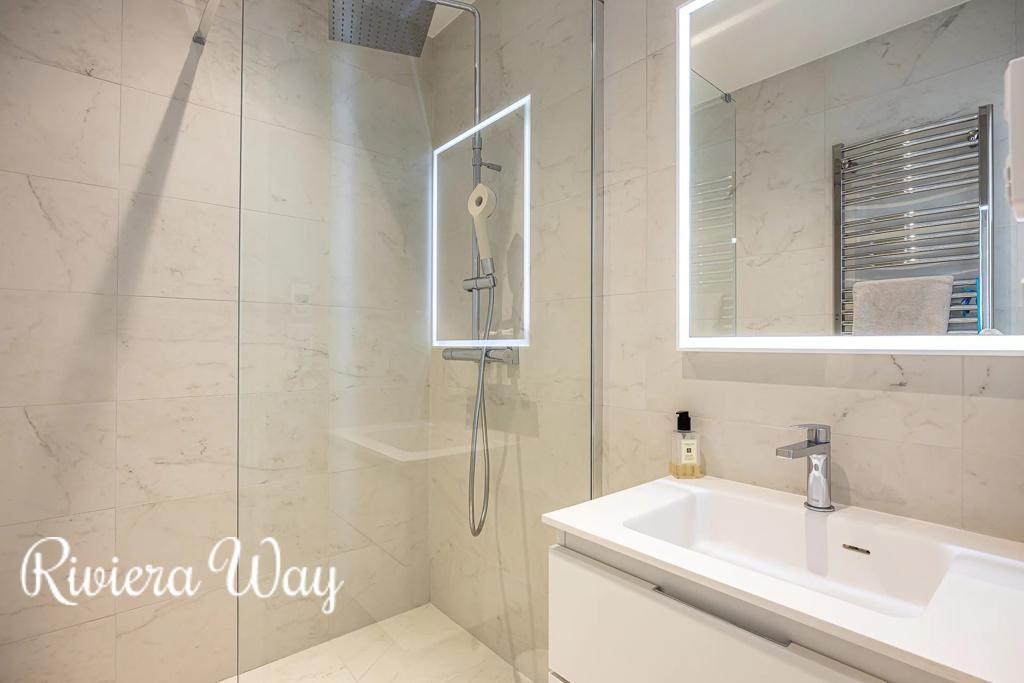 3 room apartment in Cannes, photo #10, listing #104342196