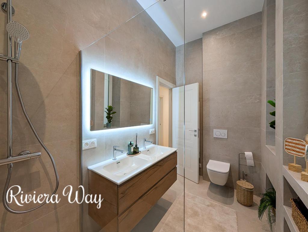 4 room apartment in Nice, 107 m², photo #10, listing #106035426