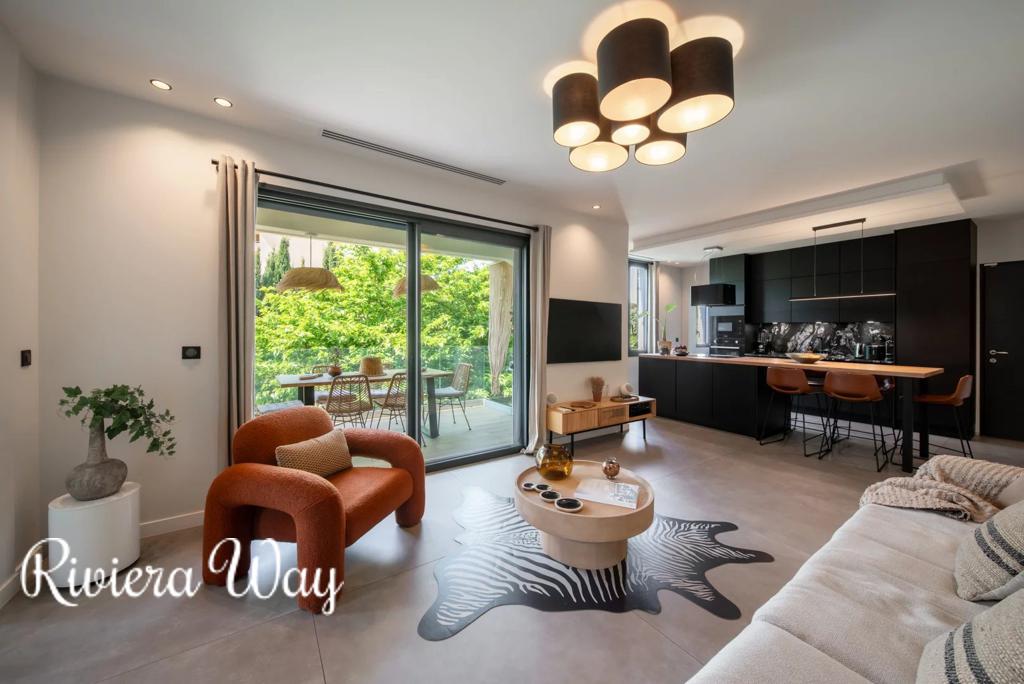 6 room villa in Cannes, photo #6, listing #106268862