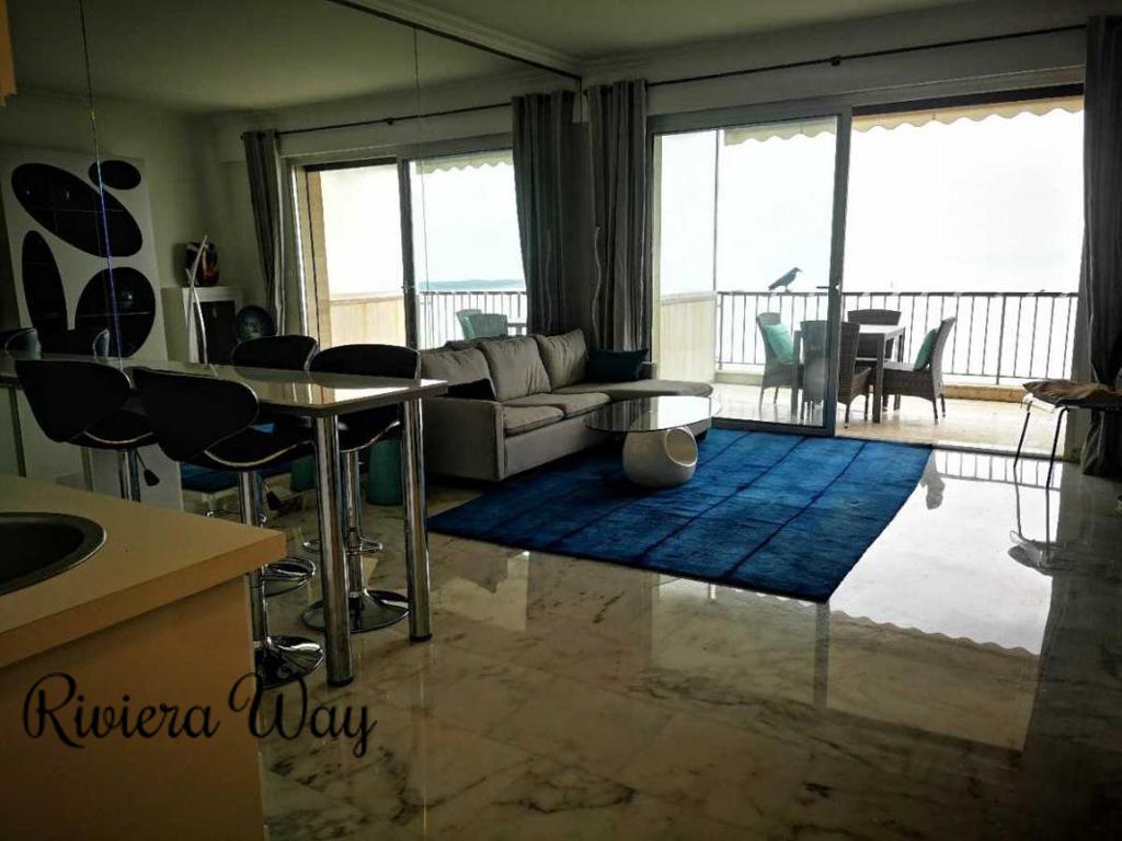 Apartment in Cannes, 75 m², photo #4, listing #80730804
