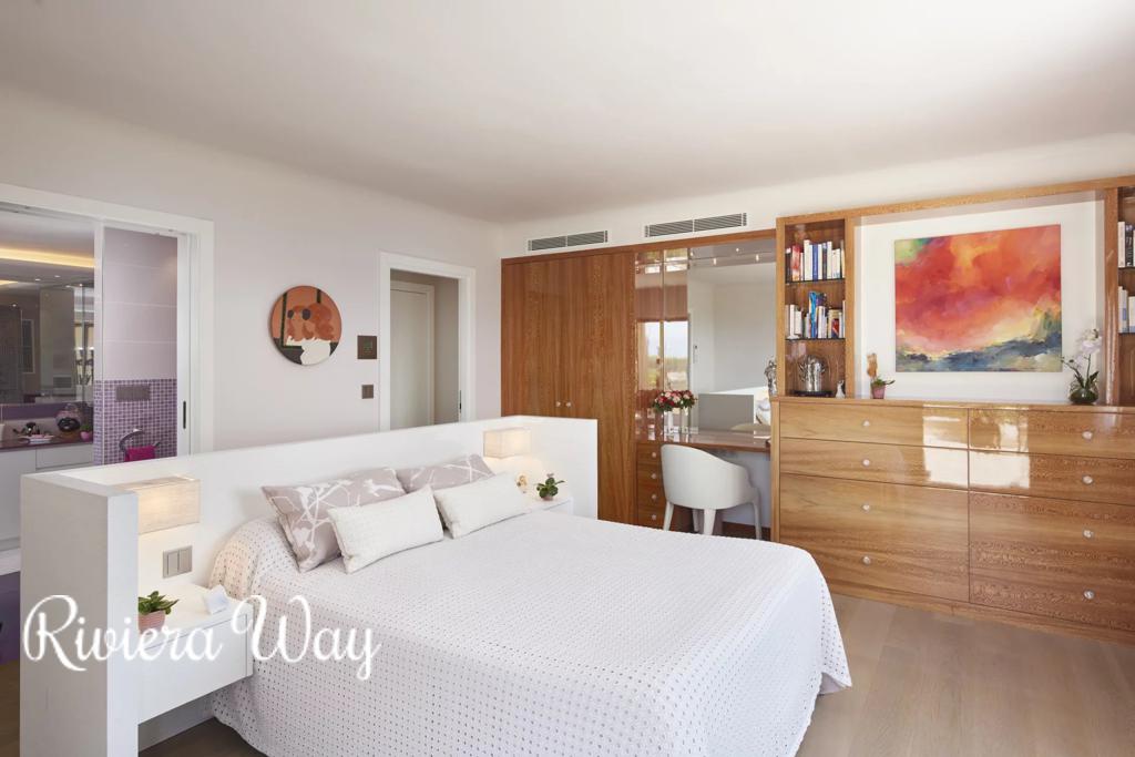 11 room villa in Mougins, 40 m², photo #8, listing #99643236