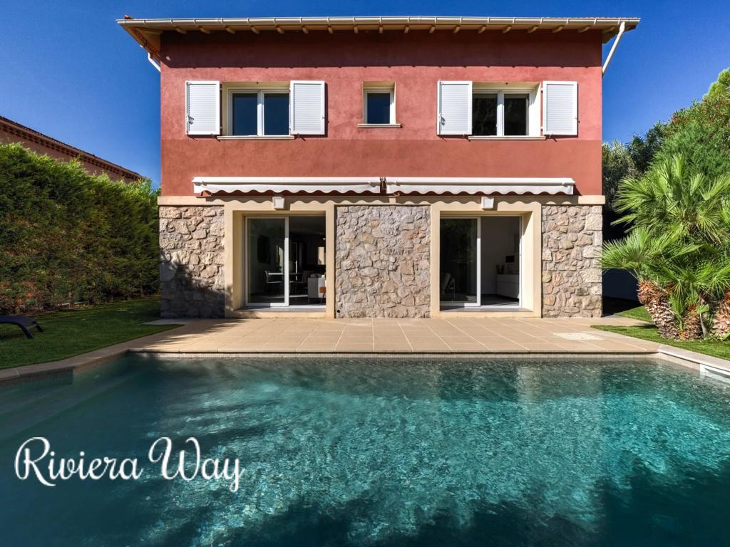 5 room villa in Cap d'Antibes, photo #1, listing #105552132
