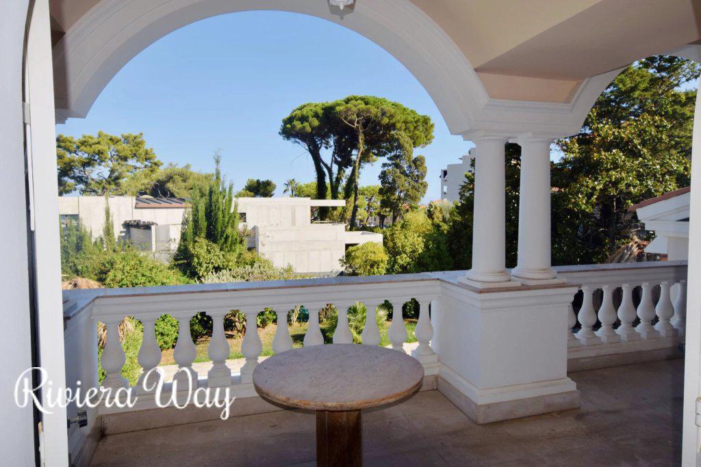 Villa in Beaulieu-sur-Mer, 270 m², photo #2, listing #104372394