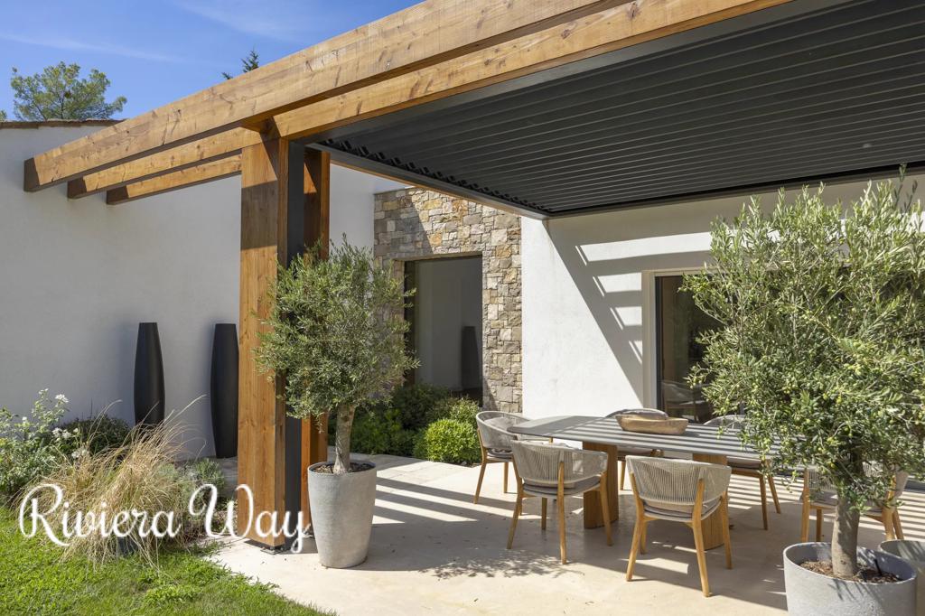 7 room villa in Mougins, photo #10, listing #106990674