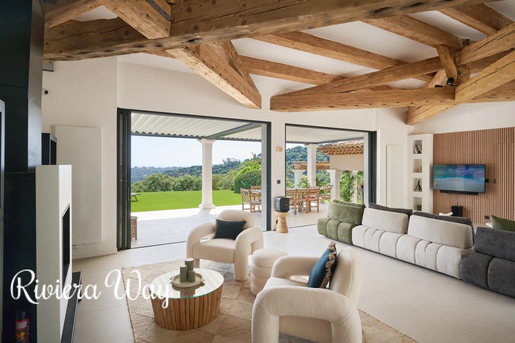 9 room villa in La Croix-Valmer, photo #7, listing #103323528