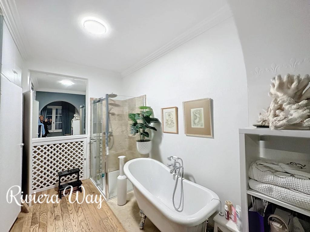 11 room villa in Le Cannet, photo #6, listing #104350512