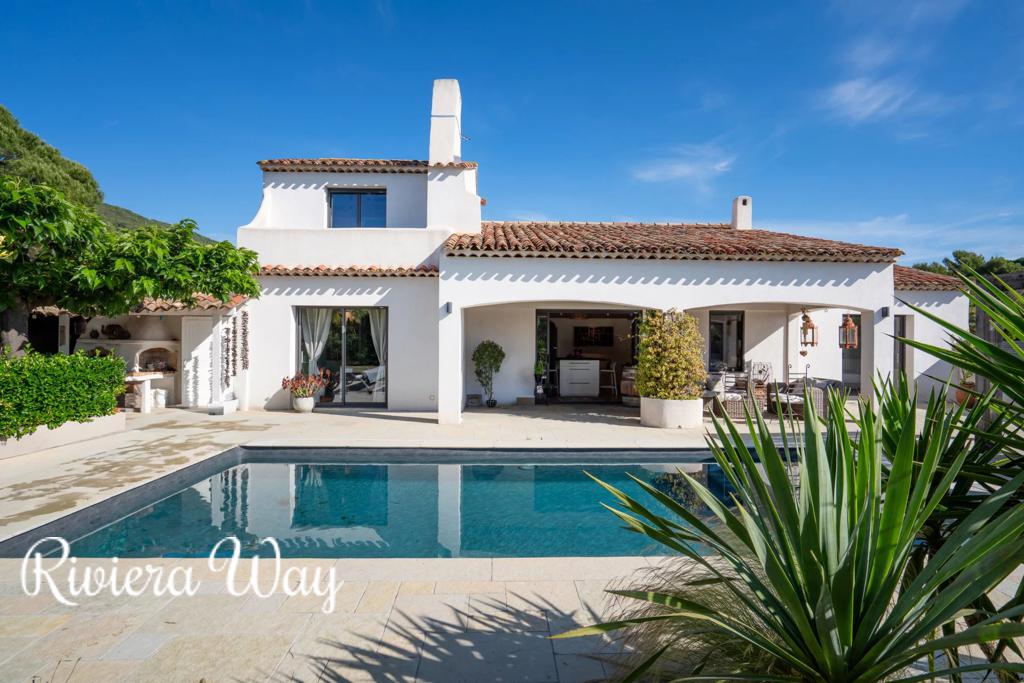 11 room villa in Sainte-Maxime, photo #4, listing #106335390