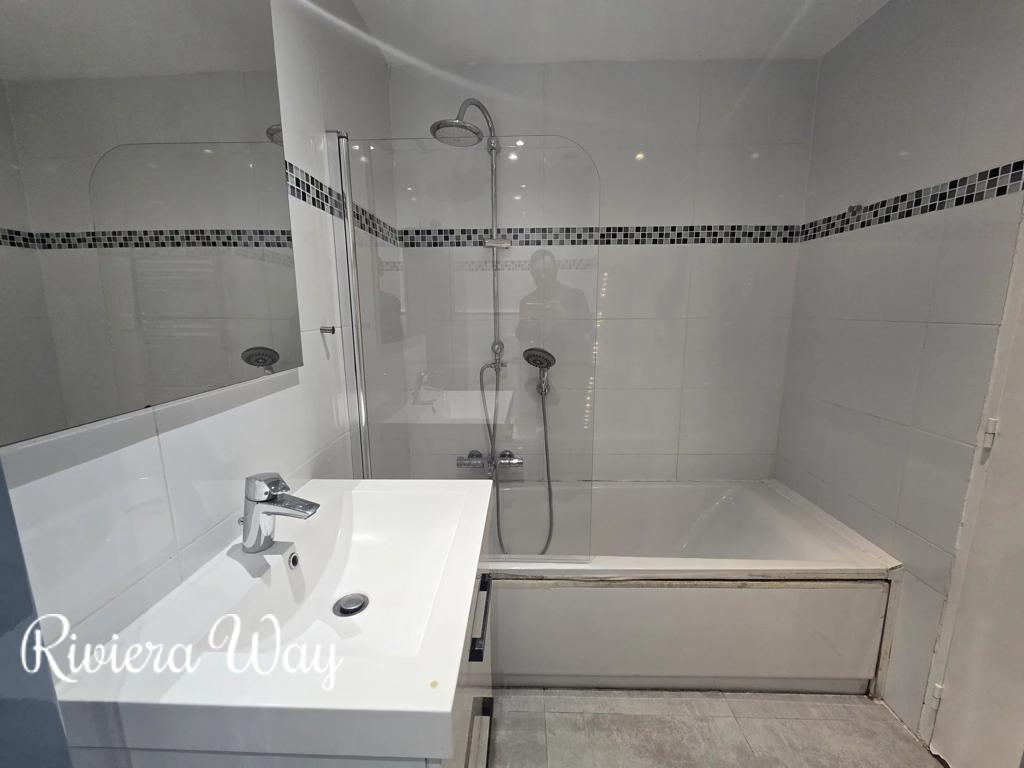 3 room apartment in Juan-les-Pins, photo #7, listing #105413406