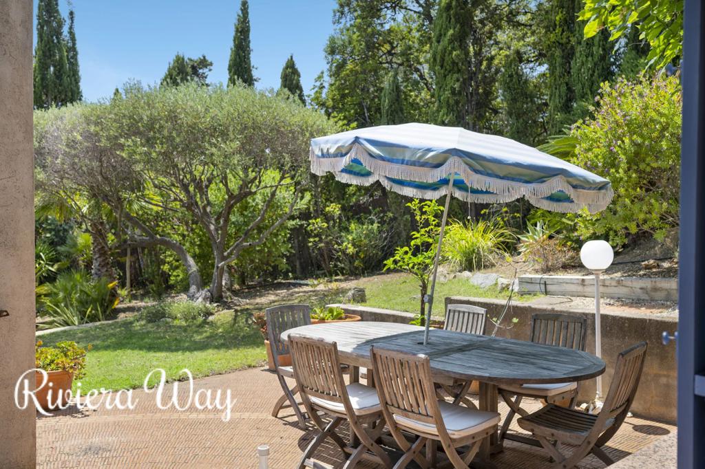 9 room villa in Rayol-Canadel-sur-Mer, 286 m², photo #3, listing #104026020