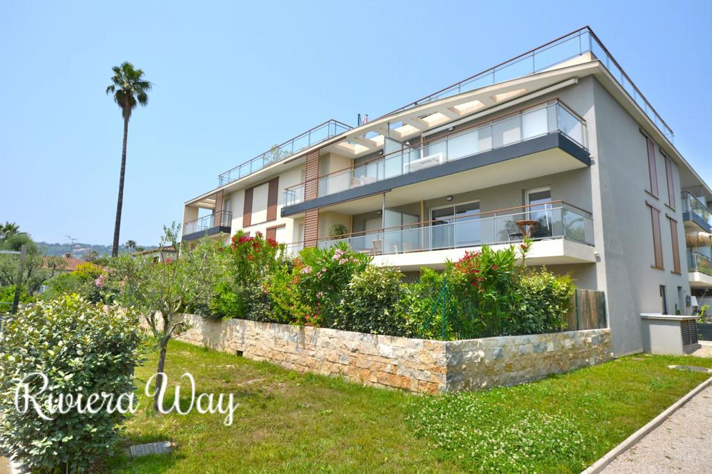 2 room apartment in Golf Juan, photo #9, listing #103280814
