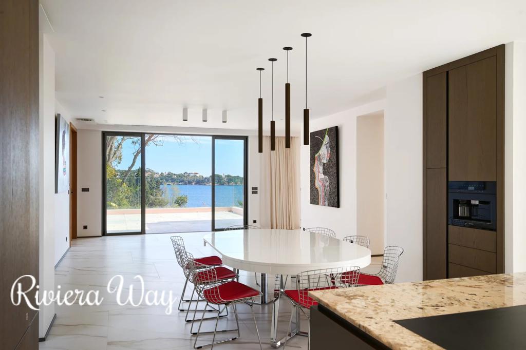 12 room villa in Agay, photo #9, listing #106503390