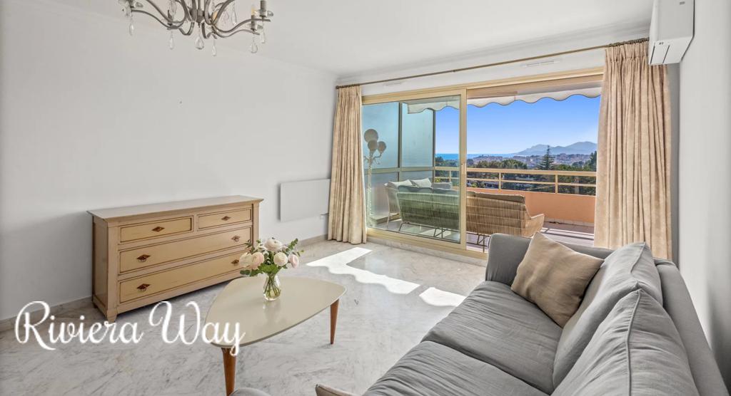 3 room apartment in Le Cannet, photo #5, listing #105917196