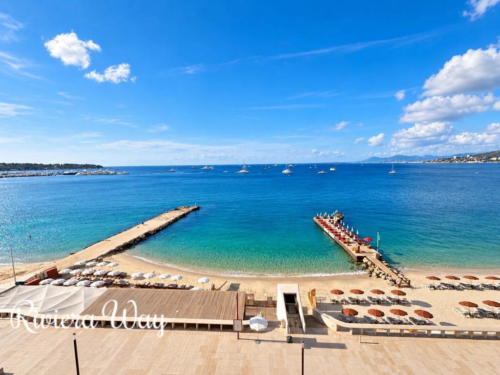 3 room apartment in Juan-les-Pins, photo #1, listing #83212584