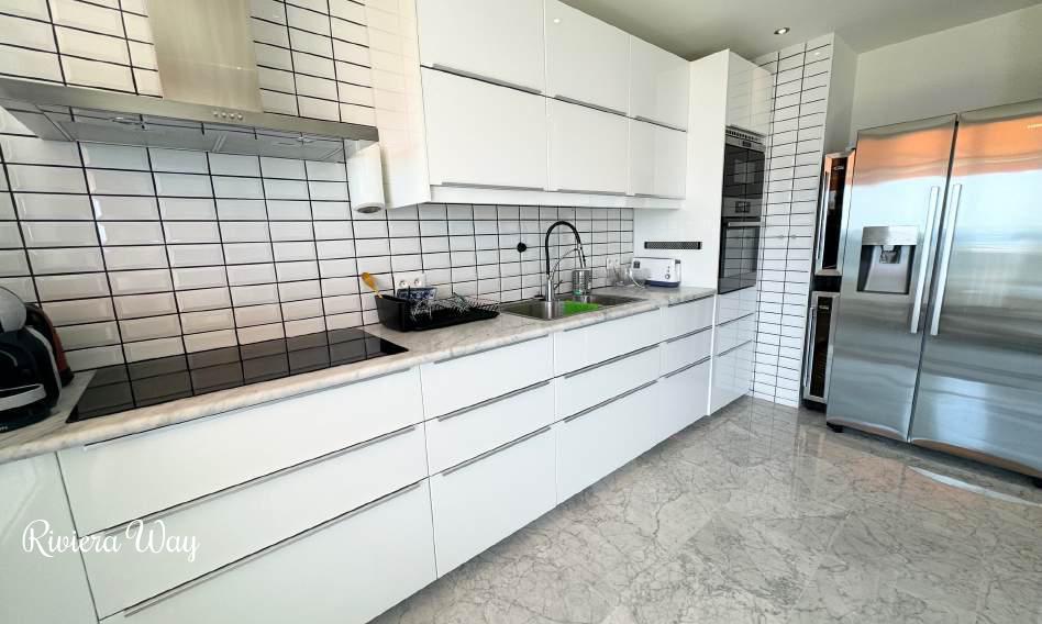 3 room apartment in Juan-les-Pins, 91 m², photo #4, listing #103962264
