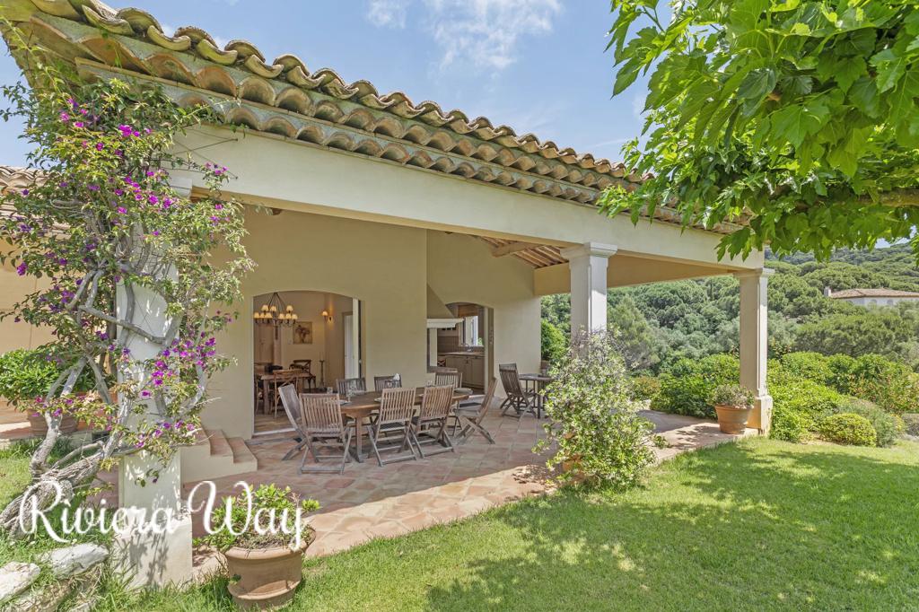 8 room villa in La Croix-Valmer, photo #9, listing #103229952