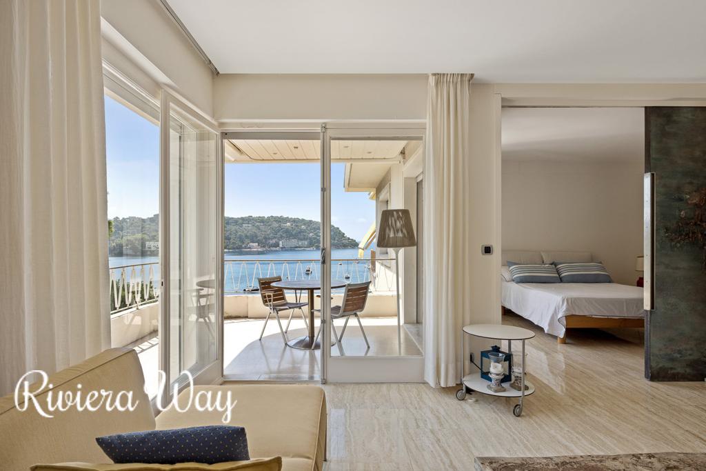 3 room apartment in Villefranche-sur-Mer, photo #4, listing #90968178