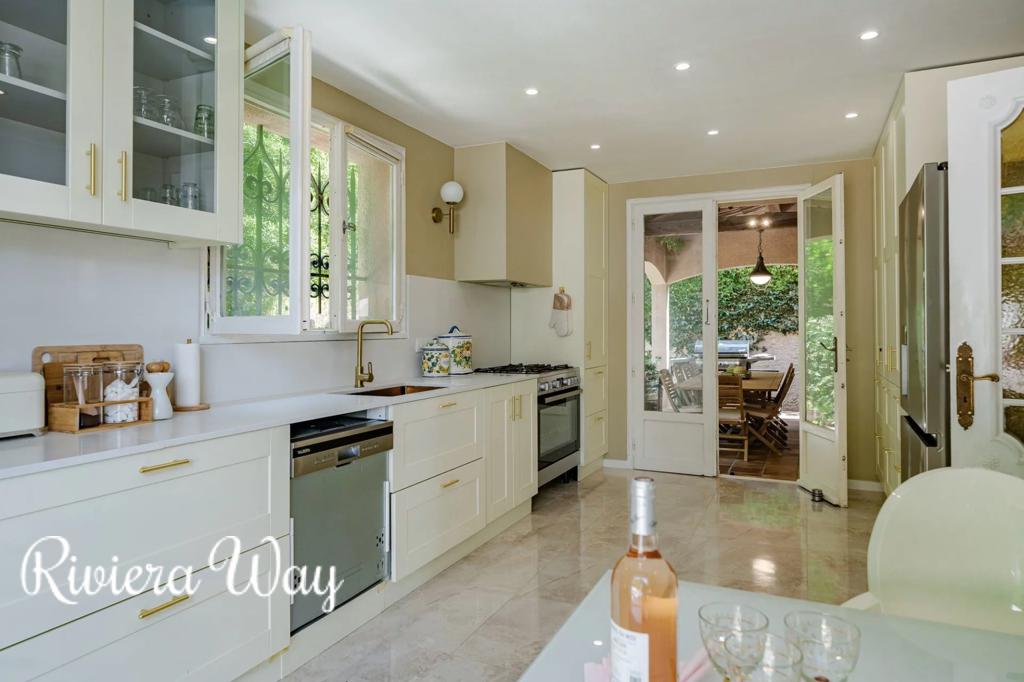 10 room villa in Theoule-sur-Mer, photo #8, listing #106795962