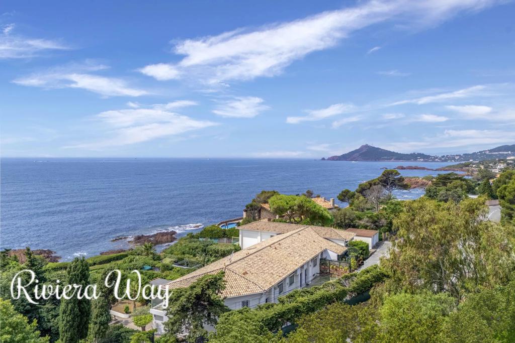 4 room apartment in Agay, photo #4, listing #103354146
