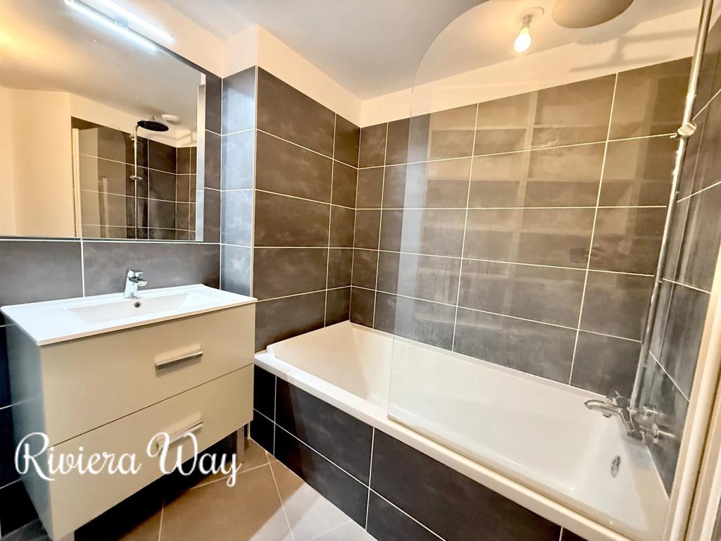 3 room apartment in Antibes, photo #10, listing #105222222
