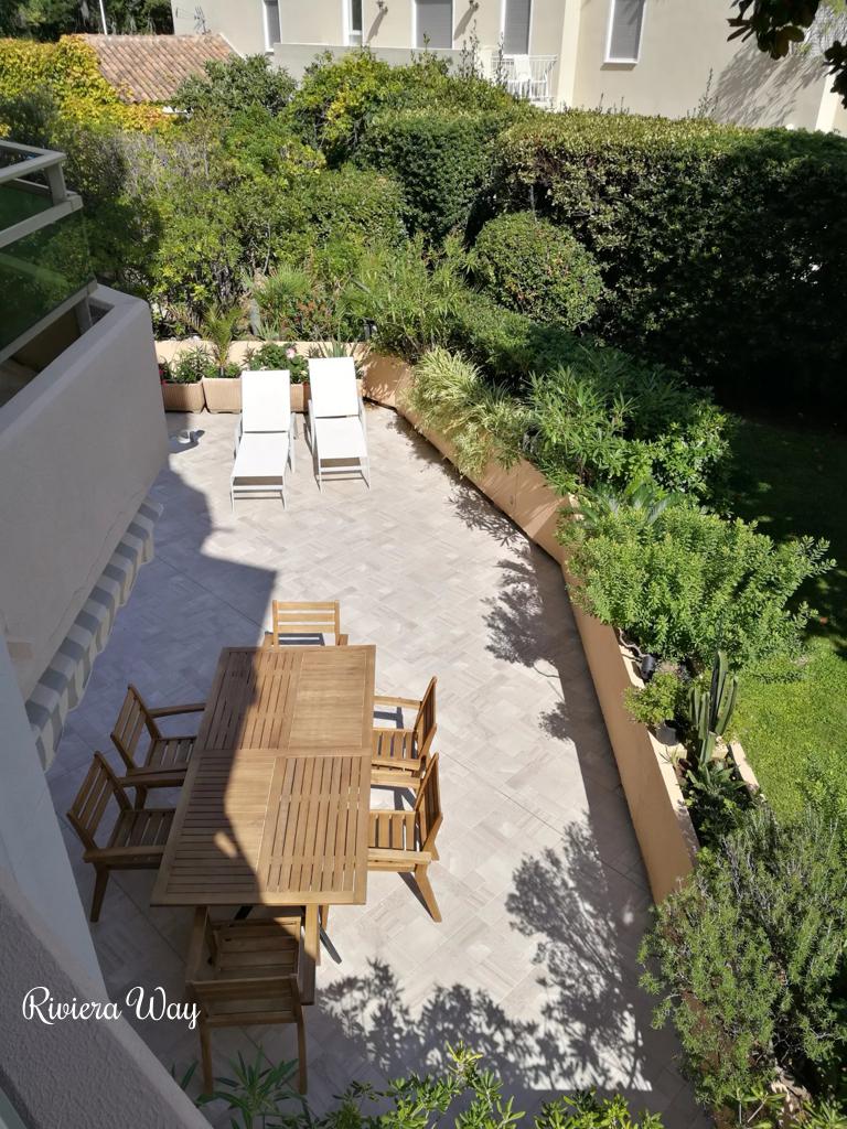 2 room apartment in Port Palm Beach, photo #7, listing #106038450