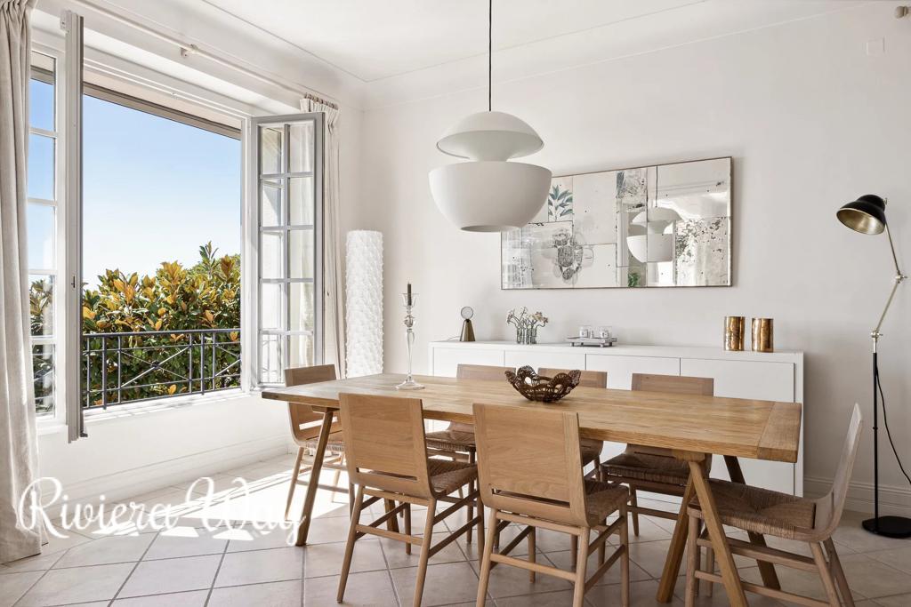 6 room villa in Mougins, photo #3, listing #96207510